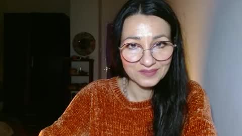 GinaONeon online show from 01/04/25, 11:27