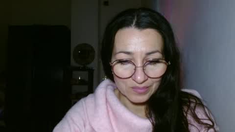 GinaONeon online show from 01/17/25, 09:39