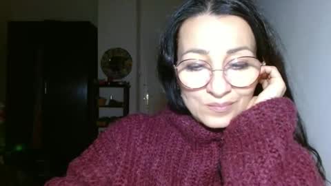 GinaONeon online show from 02/06/25, 09:38