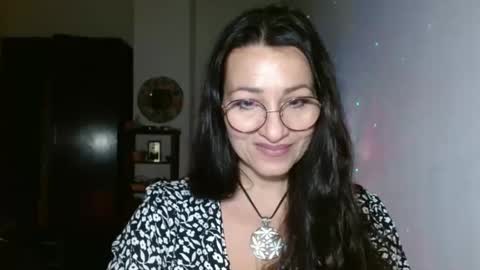 GinaONeon online show from 03/05/25, 08:00