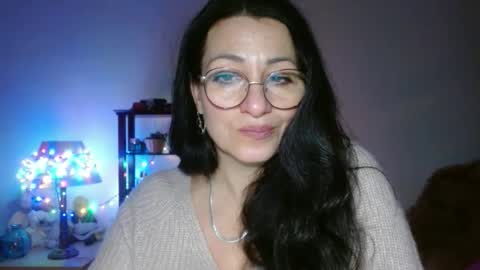 GinaONeon online show from 01/13/26, 08:36