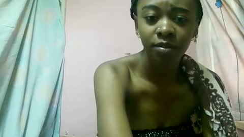 Snapshot of ginette9794 chatting on 10/13/25, 05:29 Ginette9794 online show from 10/13/25, 05:29