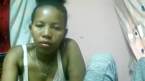 Snapshot of ginette9794 chatting on 10/20/25, 08:15 Ginette9794 online show from 10/20/25, 08:15