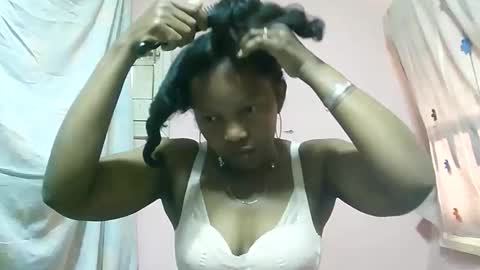 Snapshot of ginette9794 chatting on 10/24/25, 09:38 Ginette9794 online show from 10/24/25, 09:38
