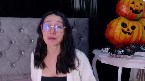Ginn online show from 10/30/25, 01:01