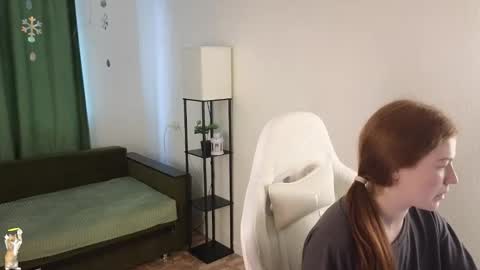 Snapshot of ginger__cute chatting on 12/18/25, 07:14 I will be online from Thursday to Monday from 7am to 3pm Amsterdam time online show from 12/18/25, 07:14