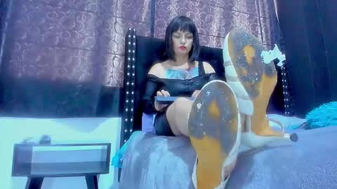 Snapshot of ginger_amarett chatting on 10/13/25, 05:35 Miss online show from 10/13/25, 05:35