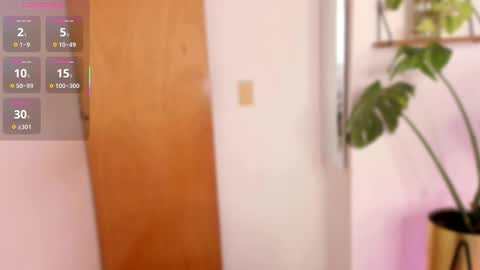 Julie online show from 10/20/25, 01:22