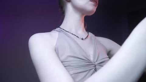        im expecting 350 thumbs up on my altar   online show from 12/14/25, 10:14