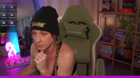 Snapshot of ginger_little chatting on 01/09/25, 03:55 ginger online show from 01/09/25, 03:55