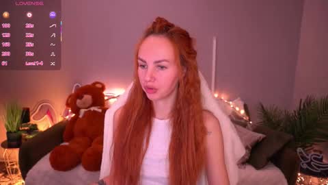 Snapshot of gingergazee chatting on 02/24/26, 06:33 GinegerGazee online show from 02/24/26, 06:33