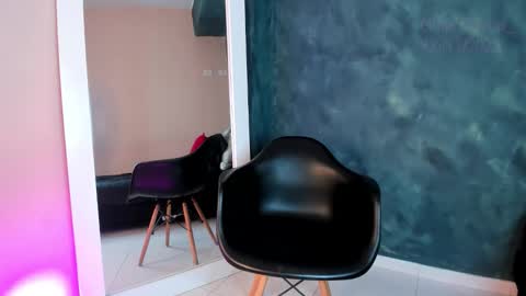 Ginger online show from 11/06/25, 07:26