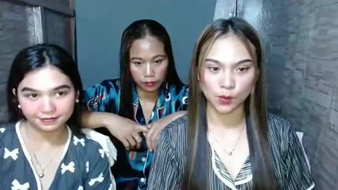 Snapshot of ginna2005 chatting on 10/07/25, 12:13 ginna2005 online show from 10/07/25, 12:13