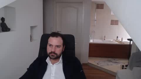 gintonik89 online show from 02/14/25, 07:49