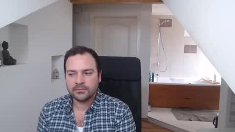 gintonik89 online show from 02/25/25, 07:31