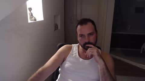 gintonik89 online show from 11/05/25, 07:14