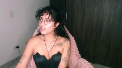 Snapshot of giny_bean chatting on 03/29/26, 04:12 giny_bean online show from 03/29/26, 04:12