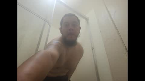 gio777777777 online show from 02/18/25, 06:26