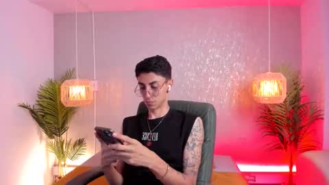 Snapshot of gio_carangi chatting on 03/06/26, 04:20 Gio Carangi online show from 03/06/26, 04:20
