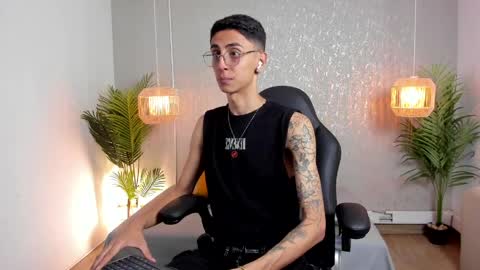 Snapshot of gio_carangi chatting on 04/02/26, 03:26 Gio Carangi online show from 04/02/26, 03:26