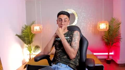 Snapshot of gio_carangi chatting on 05/15/26, 02:29 Gio Carangi online show from 05/15/26, 02:29