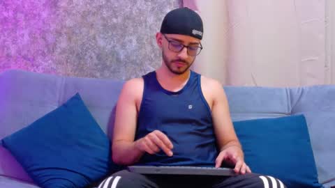 Gio online show from 09/10/25, 07:36