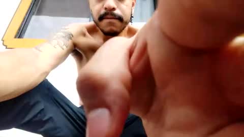 gio_lorenz online show from 10/13/25, 02:06