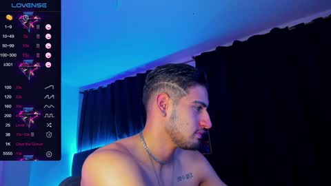 Snapshot of giomar_reyes chatting on 01/10/25, 05:58 GIOMAR REYES online show from 01/10/25, 05:58
