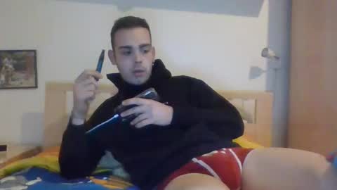 Snapshot of gionnylove chatting on 12/16/24, 05:00 gionnylove online show from 12/16/24, 05:00