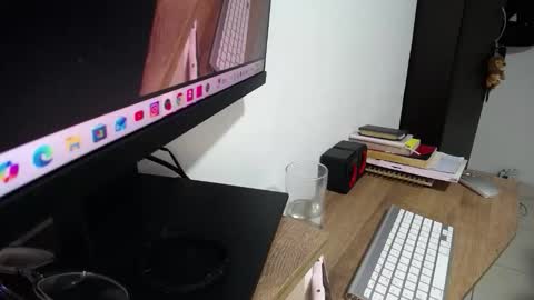 Snapshot of giorivera199 chatting on 02/10/26, 06:50 GIO RIVERA online show from 02/10/26, 06:50