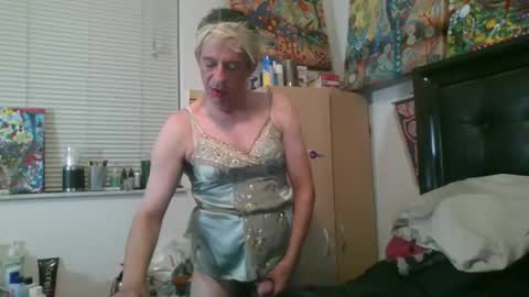 giovanna132008 online show from 10/15/25, 10:37
