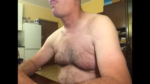 giovanni_1964 online show from 05/31/26, 02:20