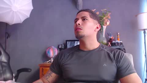 piggy boy online show from 09/18/25, 06:54