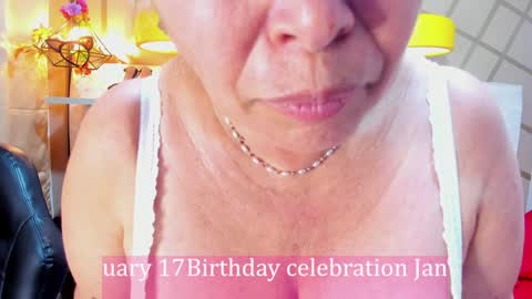 Girl Amada online show from 01/14/25, 07:48