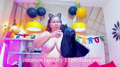 Girl Amada online show from 01/16/25, 05:00