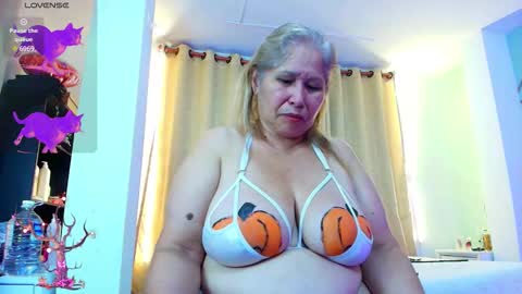 Girl Amada online show from 10/09/25, 11:03