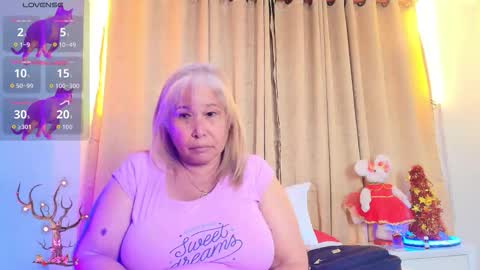 Girl Amada online show from 11/24/25, 07:13