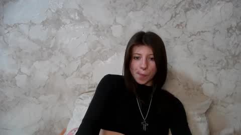 Snapshot of girl_cute007 chatting on 04/08/26, 09:37 girl_cute007 online show from 04/08/26, 09:37