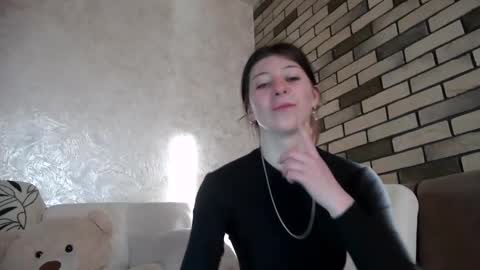 Snapshot of girl_cute007 chatting on 04/22/26, 04:08 girl_cute007 online show from 04/22/26, 04:08