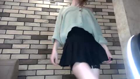 Snapshot of girl_cute007 chatting on 04/29/26, 09:54 girl_cute007 online show from 04/29/26, 09:54