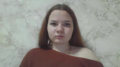 Snapshot of girl_cute07 chatting on 02/07/26, 06:11 girl_cute07 online show from 02/07/26, 06:11