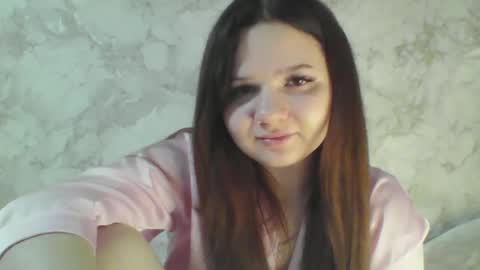 Snapshot of girl_cute07 chatting on 02/23/26, 06:05 girl_cute07 online show from 02/23/26, 06:05