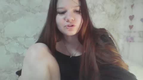 Snapshot of girl_cute07 chatting on 03/11/26, 09:32 girl_cute07 online show from 03/11/26, 09:32