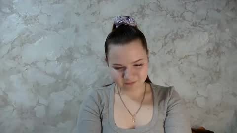 Snapshot of girl_cute07 chatting on 03/30/26, 05:25 girl_cute07 online show from 03/30/26, 05:25