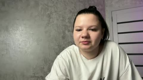 girl_cute07 online show from 06/14/26, 02:24