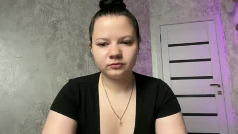 girl_cute07 online show from 06/22/26, 06:49