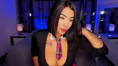 GIRL GRAY online show from 07/19/26, 01:37