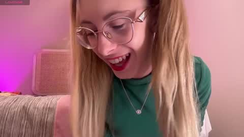 Nikki online show from 12/23/24, 05:11