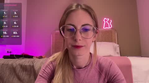 Nikki online show from 12/28/24, 05:35