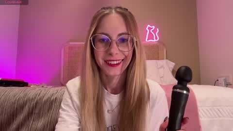 Nikki online show from 12/29/24, 05:01